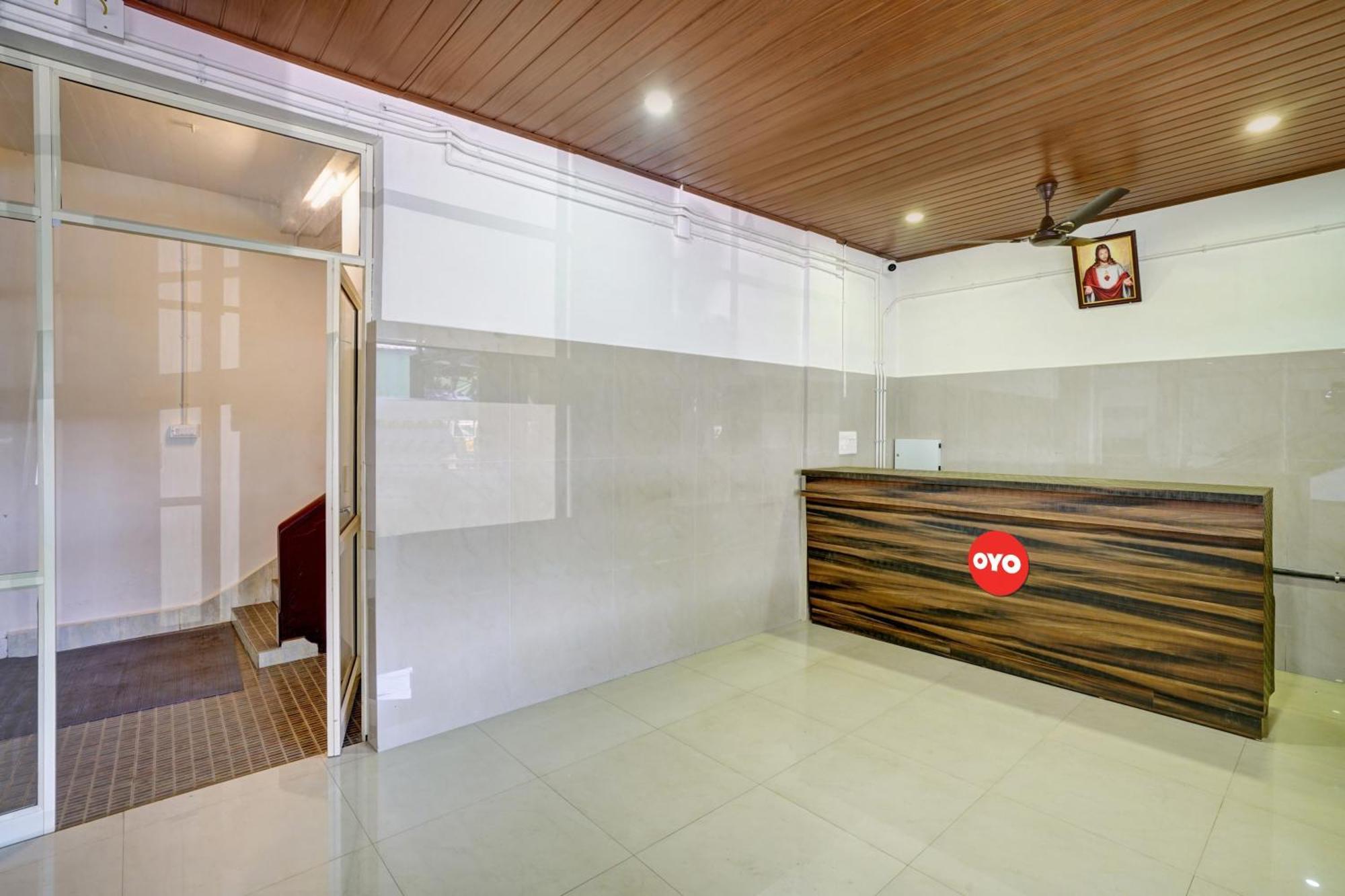 Super Hotel O Ceasar Palace Annex Thodupuzha Exterior photo